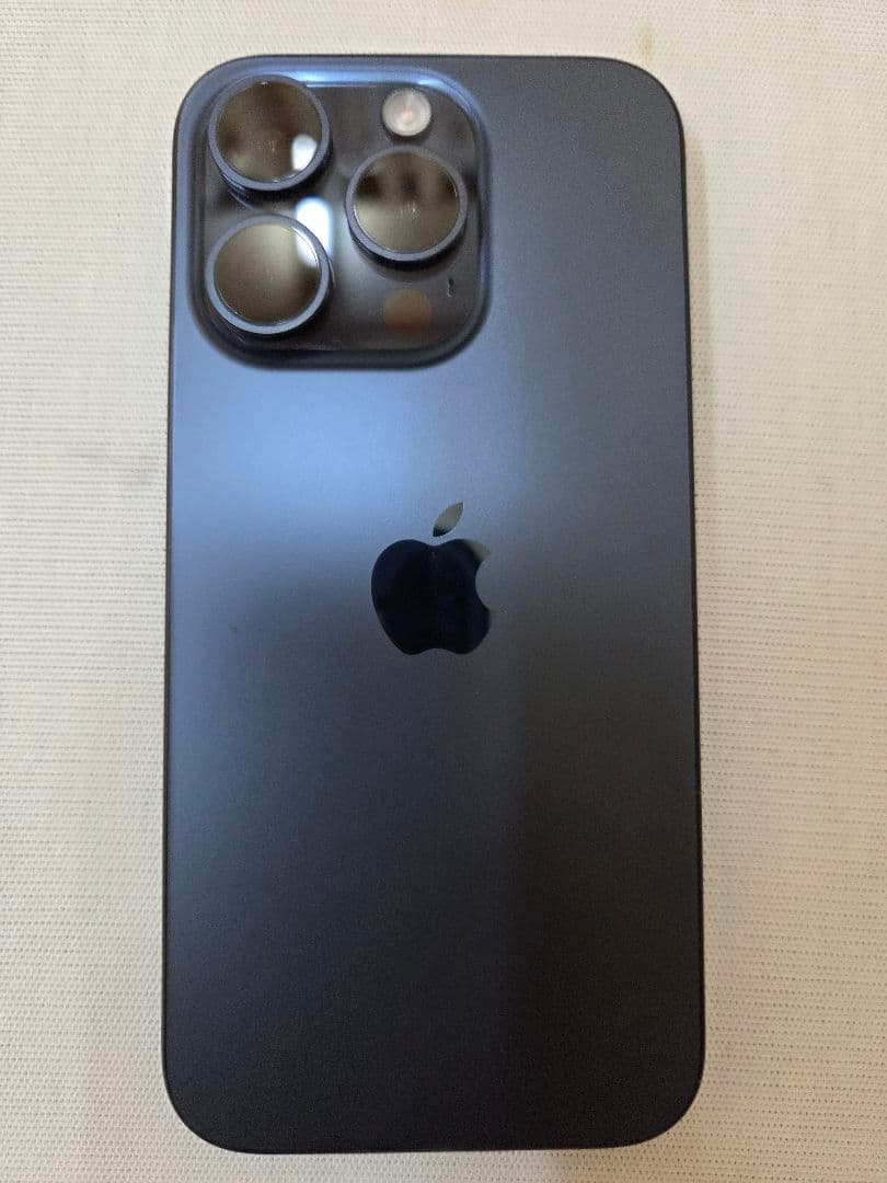 iPhone15pro SIMフリー　128GB