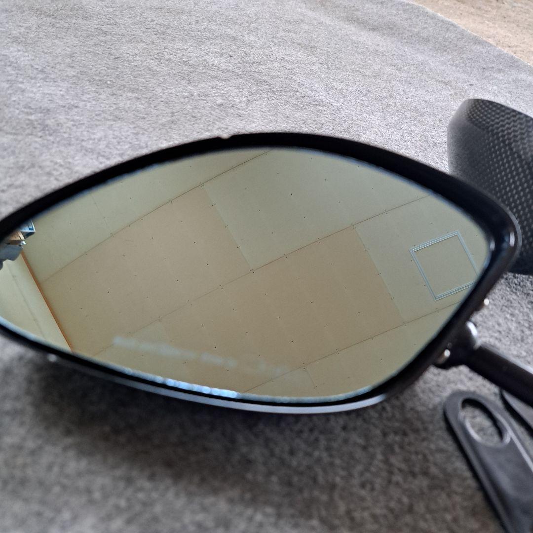 マジカルレーシング　カーボンファイバー製レーシングミラー