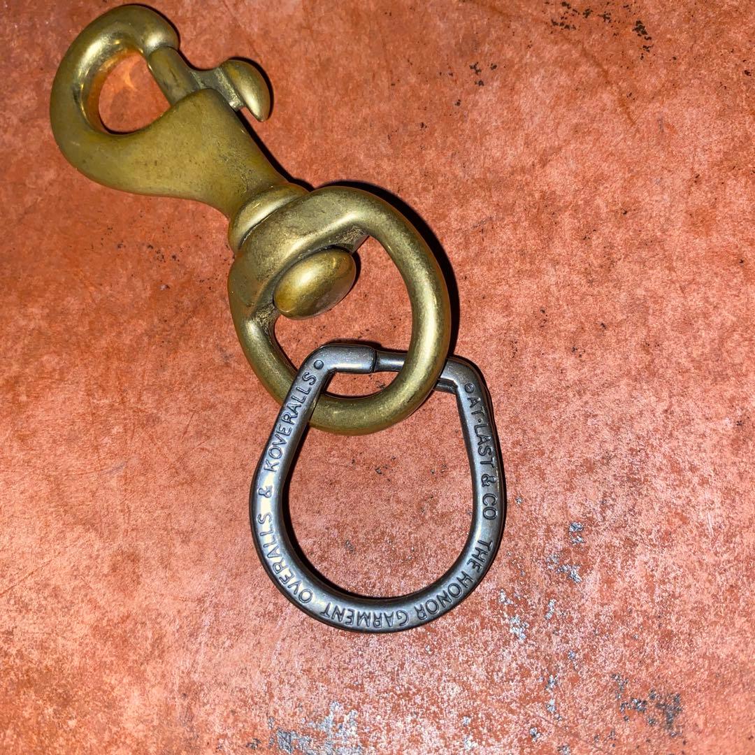 At Last ＆ Co key ring