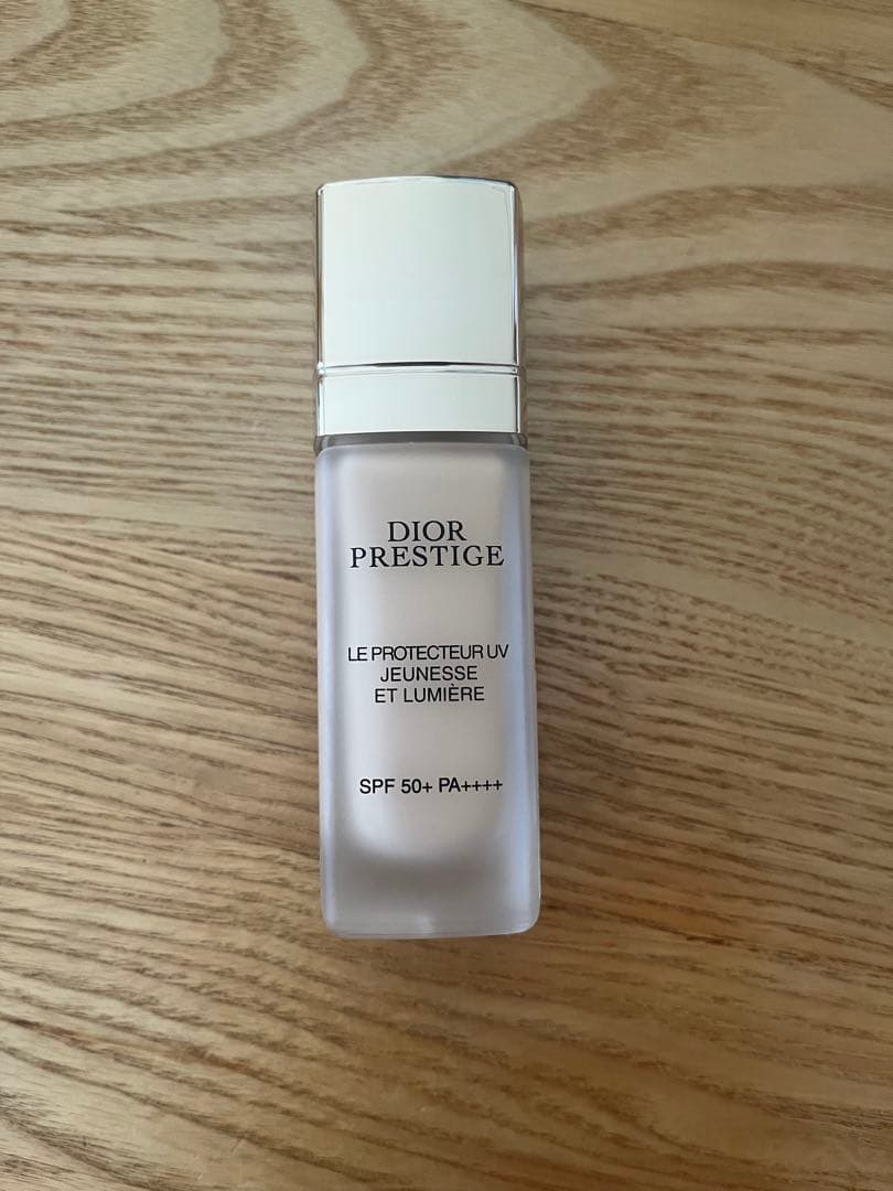 ディオール　プレステージ　ホワイト ル プロテクターUV ルミエール BB 00