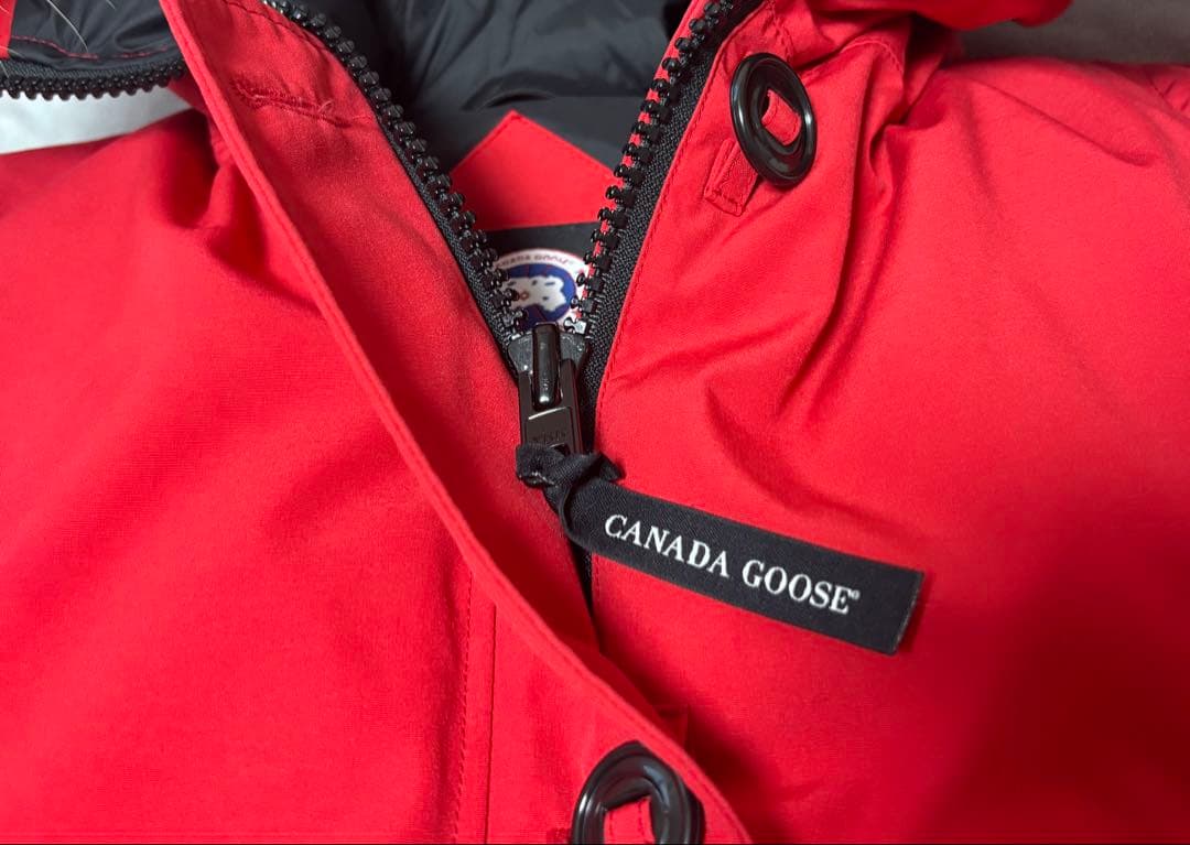 【夕焼け】  ダウンジャケット 赤