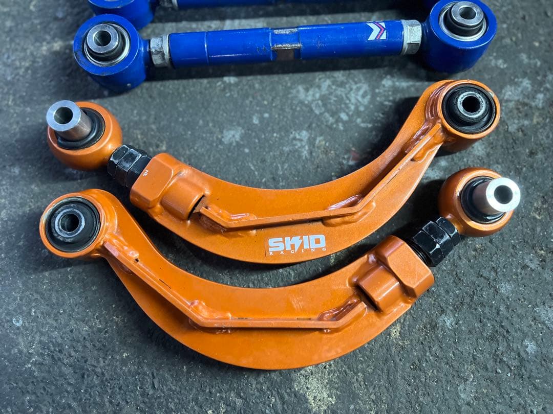 レガシィ B4 3点セット アッパーアーム ラテラルアームリア BL5 BP5