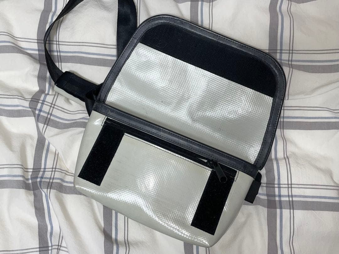 【yone】FREITAG JAMIE メッセンジャーバッグ ホワイト