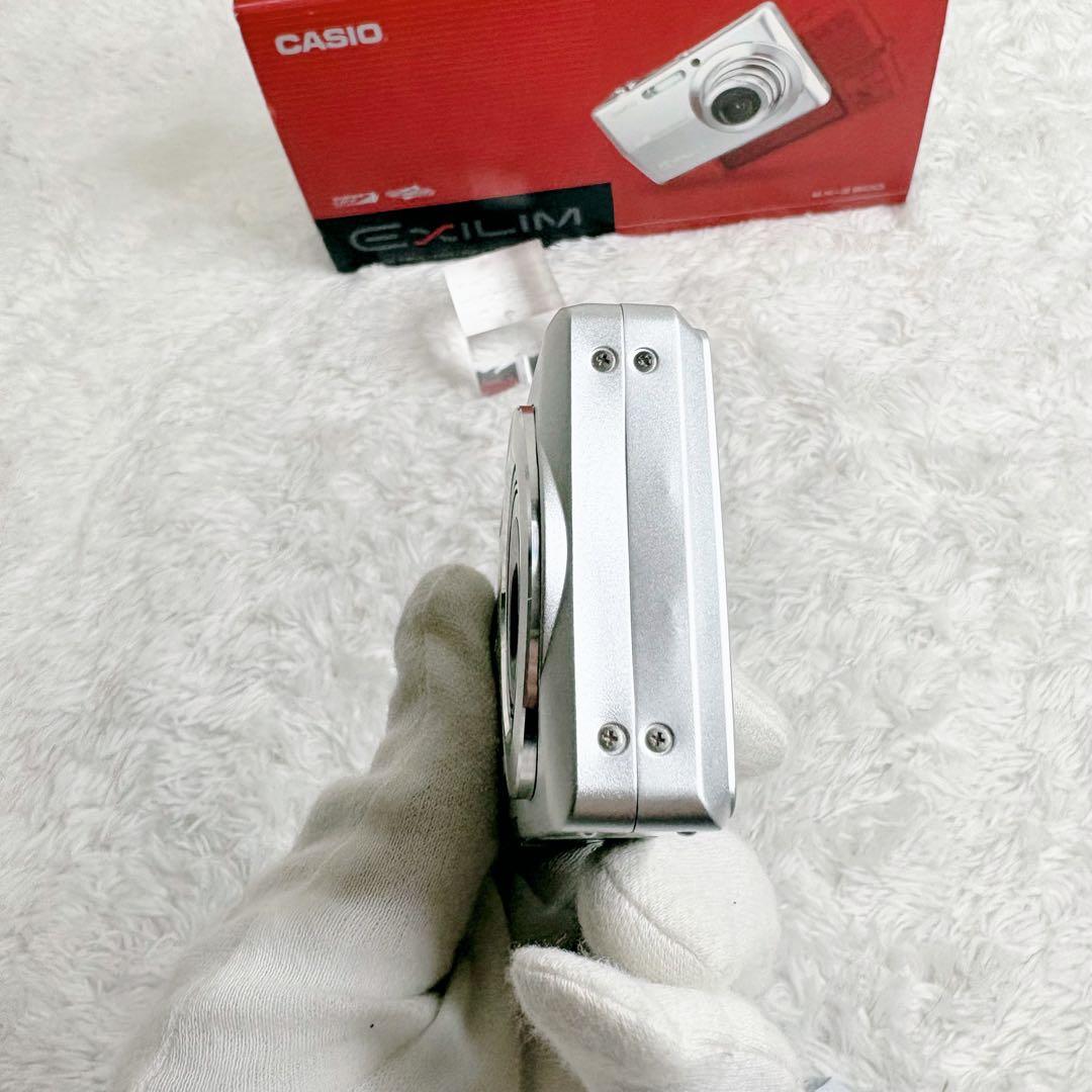 CASIO EXILIM EX-Z600 コンデジ 600万画素 動作品