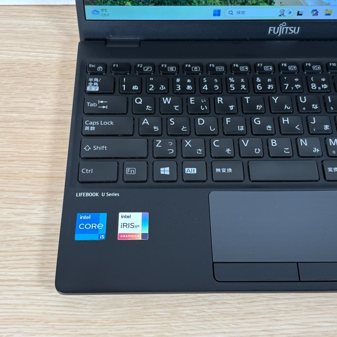 富士通　11世代i5　ノートパソコン　Windows11　ハイエンド　AI　14