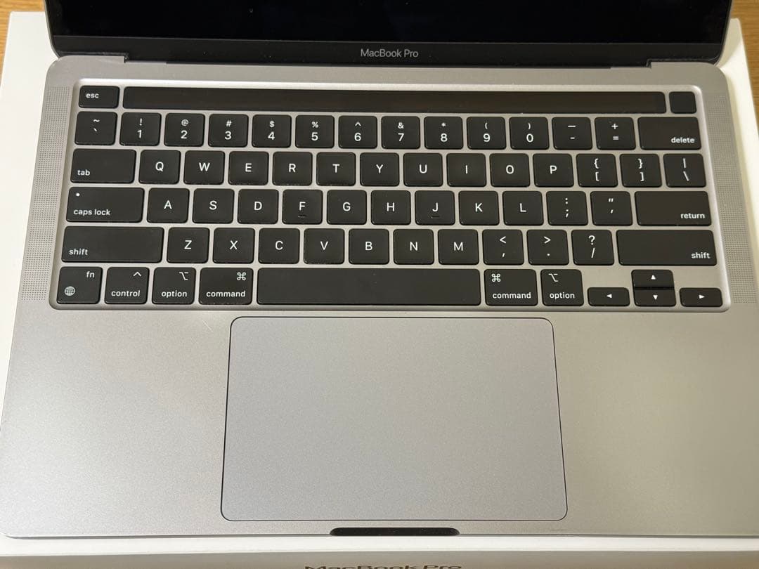 Apple 2020 M1 MacBook Pro 13インチUS配置