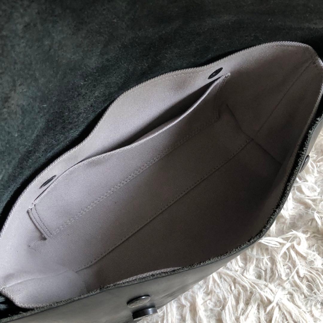 【美品 オールレザー本革】ユニアンドコー　ショルダーバッグ　メッセンジャー　黒