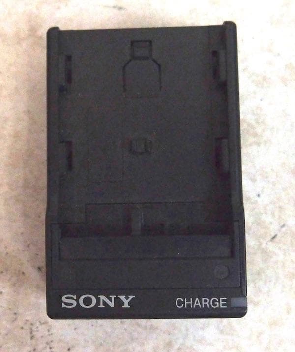 hvr-a1jーJUNK品　LCDパネル表示＆操作できず　撮影記録はOK