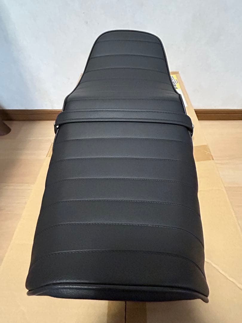 HONDA旧CB400F黒段シート 398 408ヨンフォア