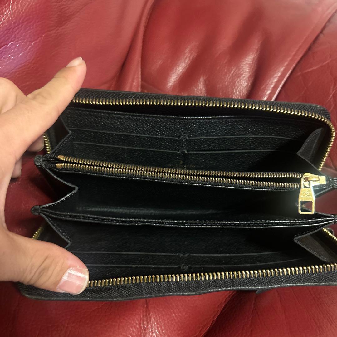 I*8様 ルイヴィトン アンプラントジッピーウォレット