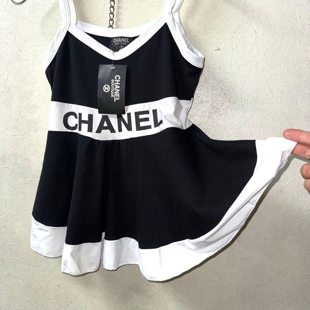 CHANEL ロゴ入りキャミソール