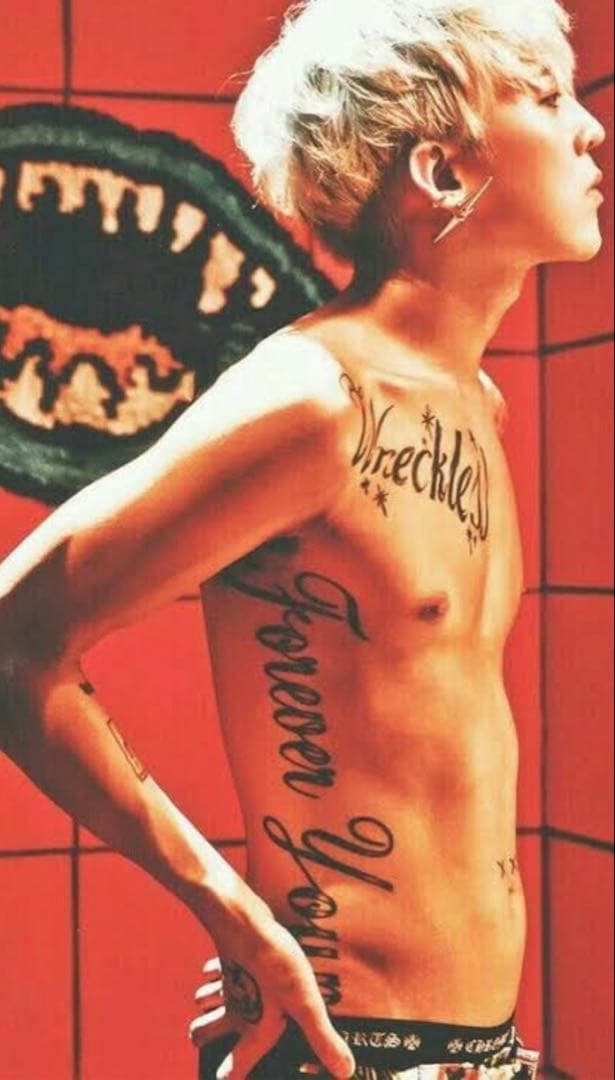 AMBUSH ピアス　ゴールド