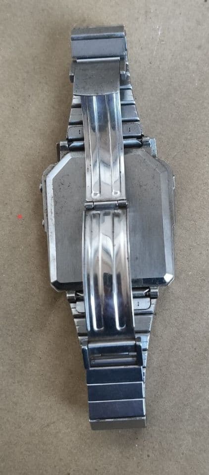 【激レア】SEIKO 液晶テレビ付き腕時計T001-5000　ヴィンテージ品