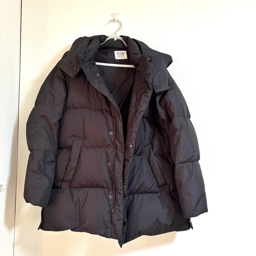 【SHIPS別注】TAION:2WAY フード ダウンコート ブラック　黒