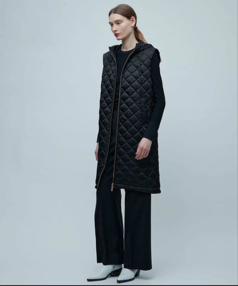 【BEIGE'ベイジ】キルティングジレ/フードつきベスト/オンワード70400円