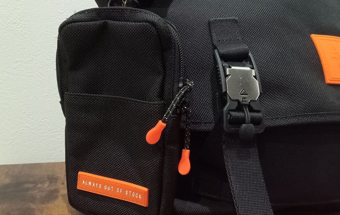 ALWAYS OUT OF STOCK / メッセンジャーバック A.O.O.S