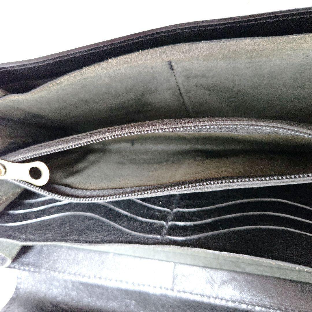 限定値下☆IL BISONTE イルビゾンテ 長財布 本革 黒 金ボタン 定番