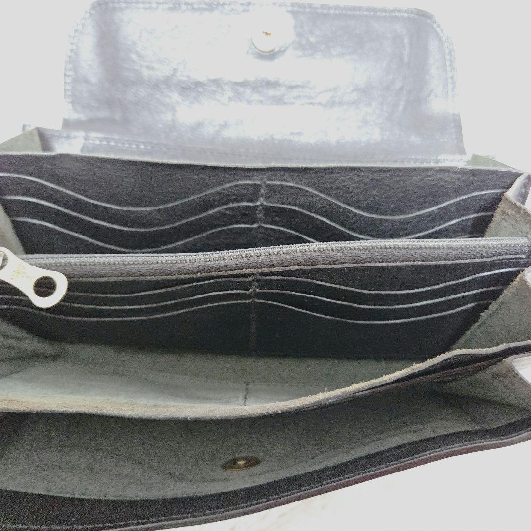 限定値下☆IL BISONTE イルビゾンテ 長財布 本革 黒 金ボタン 定番