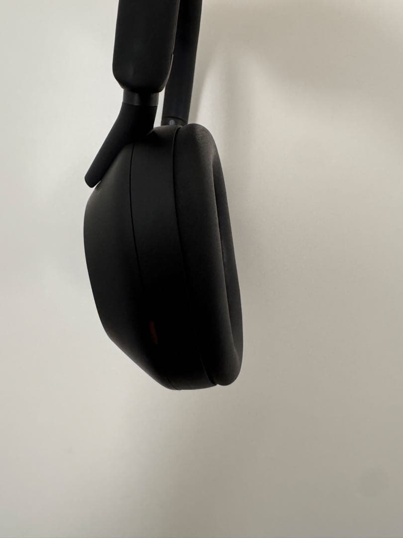 SONY WH-1000XM5 ブラック　【美品・付属品完備】