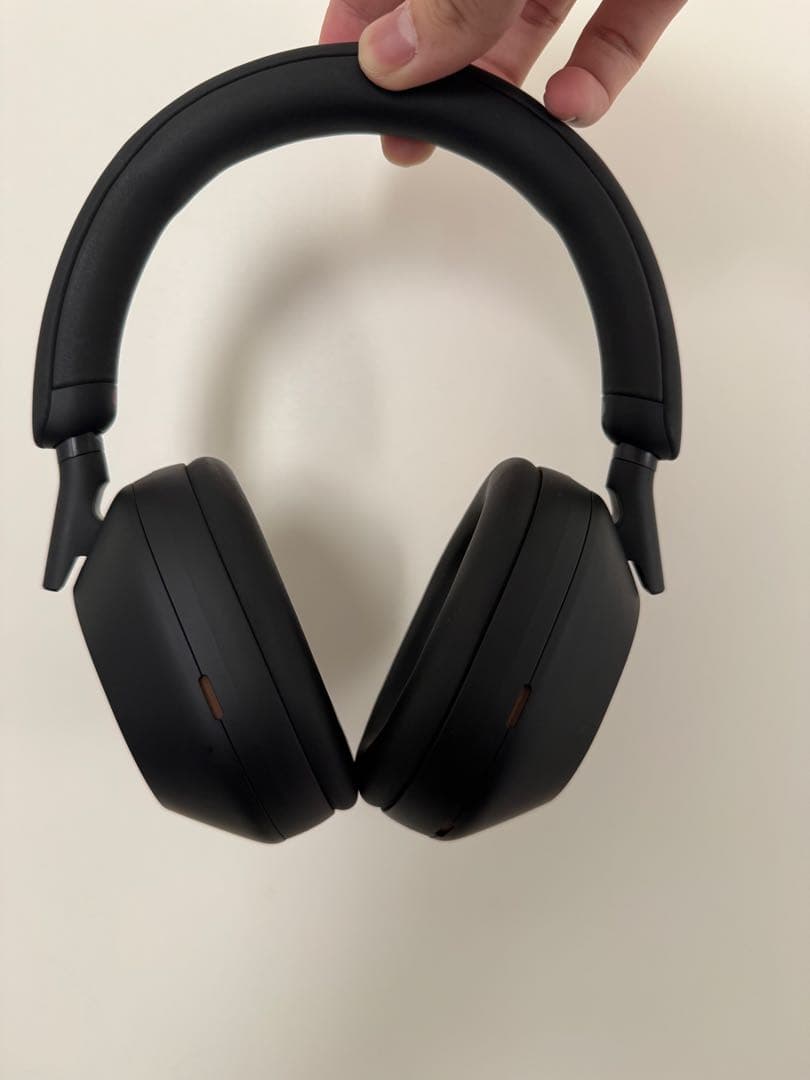 SONY WH-1000XM5 ブラック　【美品・付属品完備】