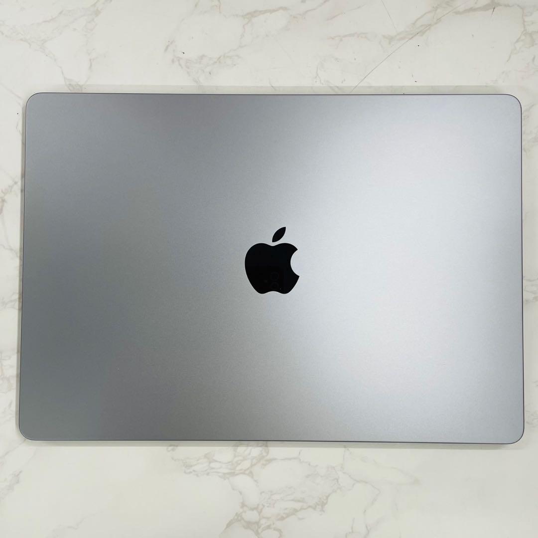 MacBook Air 15インチ M2 2023 16GB SSD 512GB