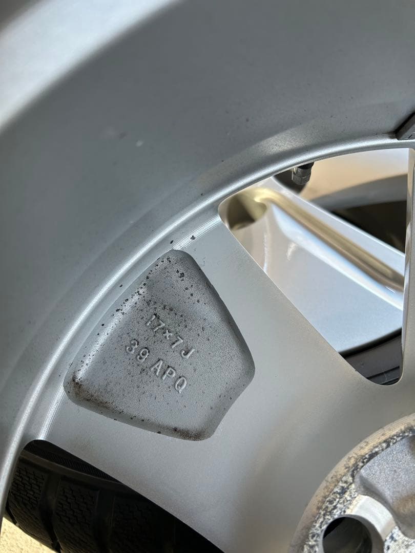 CAR.SHOP　215/60r17