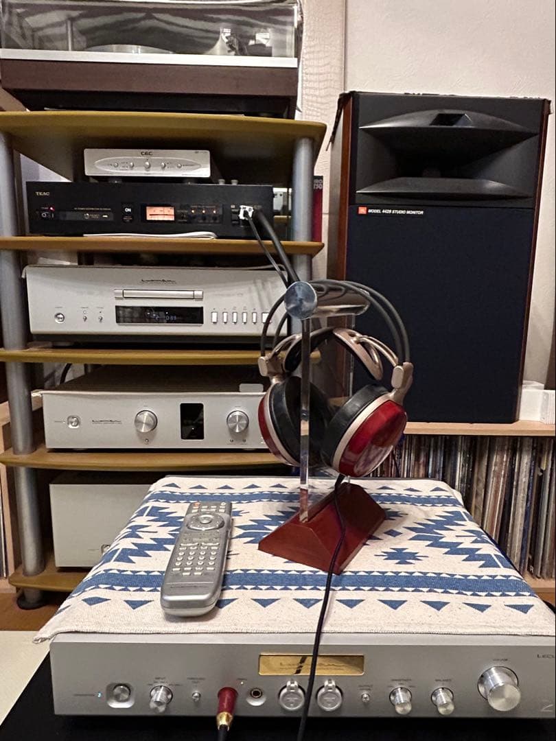 LUXMAN ラックスマン　P-700u ヘッドホンアンプ