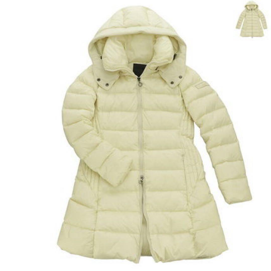 TATRAS オフホワイト色 ダウンジャケット