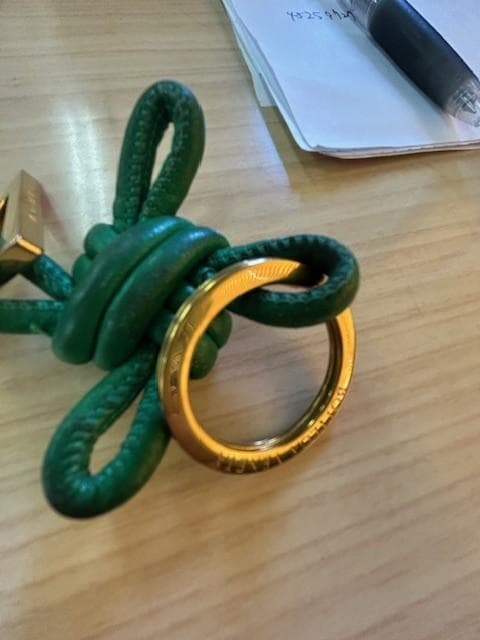 中古ボッテガヴェネタ トライアングル キーリング