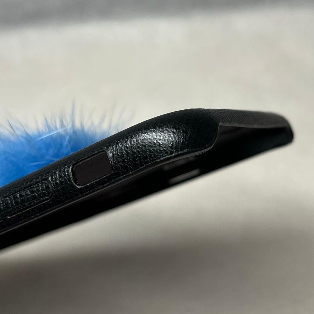 【正規品】FENDI ブルーファー イニシャル文字 スマホケース iPhone8