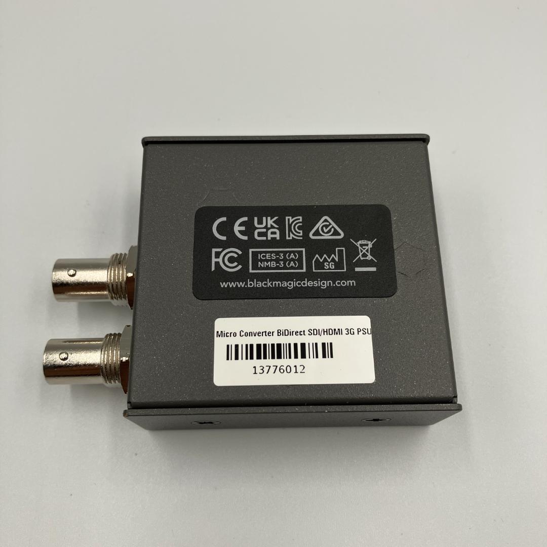 0210-16 美品 ブラックマジックデザイン Micro Converter