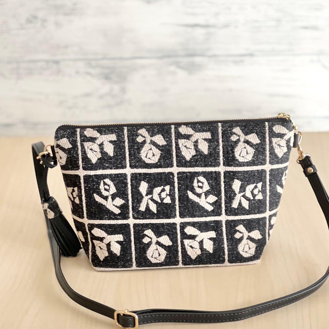 ミナペルホネン Lulu beigeショルダーバッグMB508-311