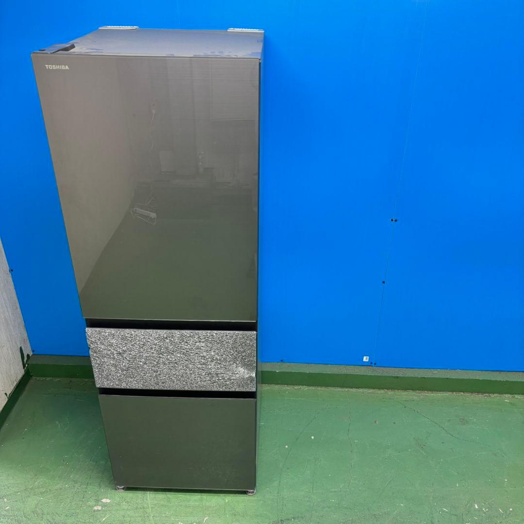 540東芝2024年製 大型冷蔵庫 ガラス割れあり 完動品　300L強　自動製氷