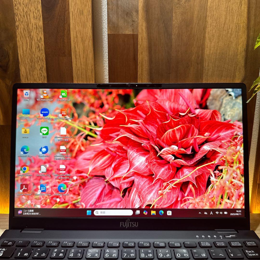 準美品‼️LIFEBOOK☘️最高峰i7☘第11世代☘️メモリ16GB☘ノートパソコン