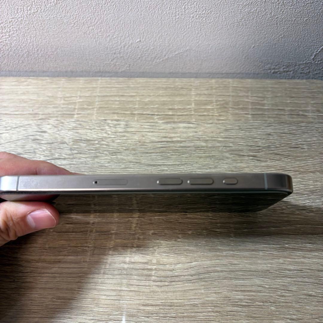 【週末価格】iPhone15Pro ナチュラルチタニウム 256GB