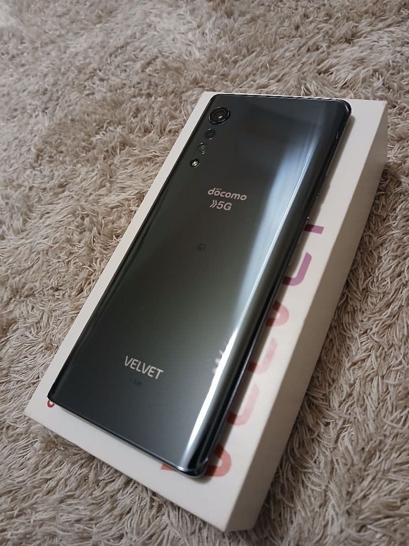 LG Velvet L-52A 6GB/128GB SIM フリー