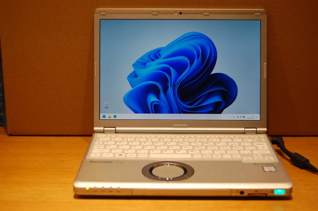 Panasonic Let's note i5 7200U 12.1インチ