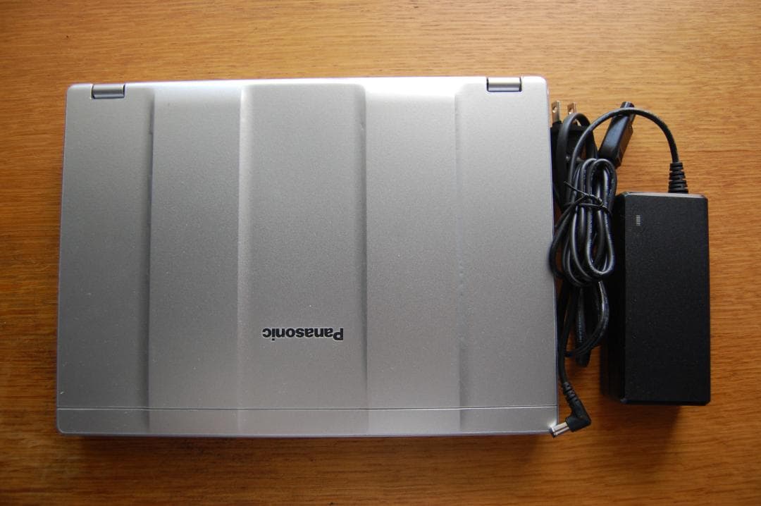 Panasonic Let's note i5 7200U 12.1インチ