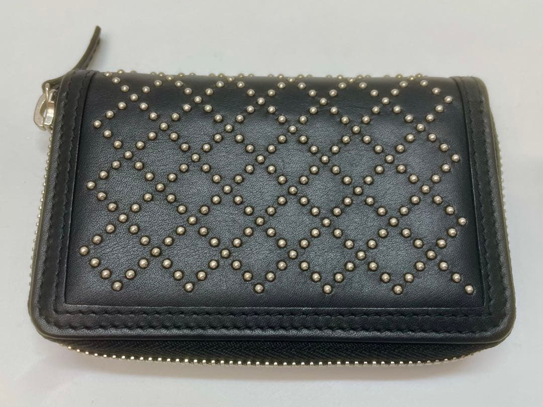 美品！GUCCIグッチ ディアマンテ スタッズ ラウンドファスナー ケース