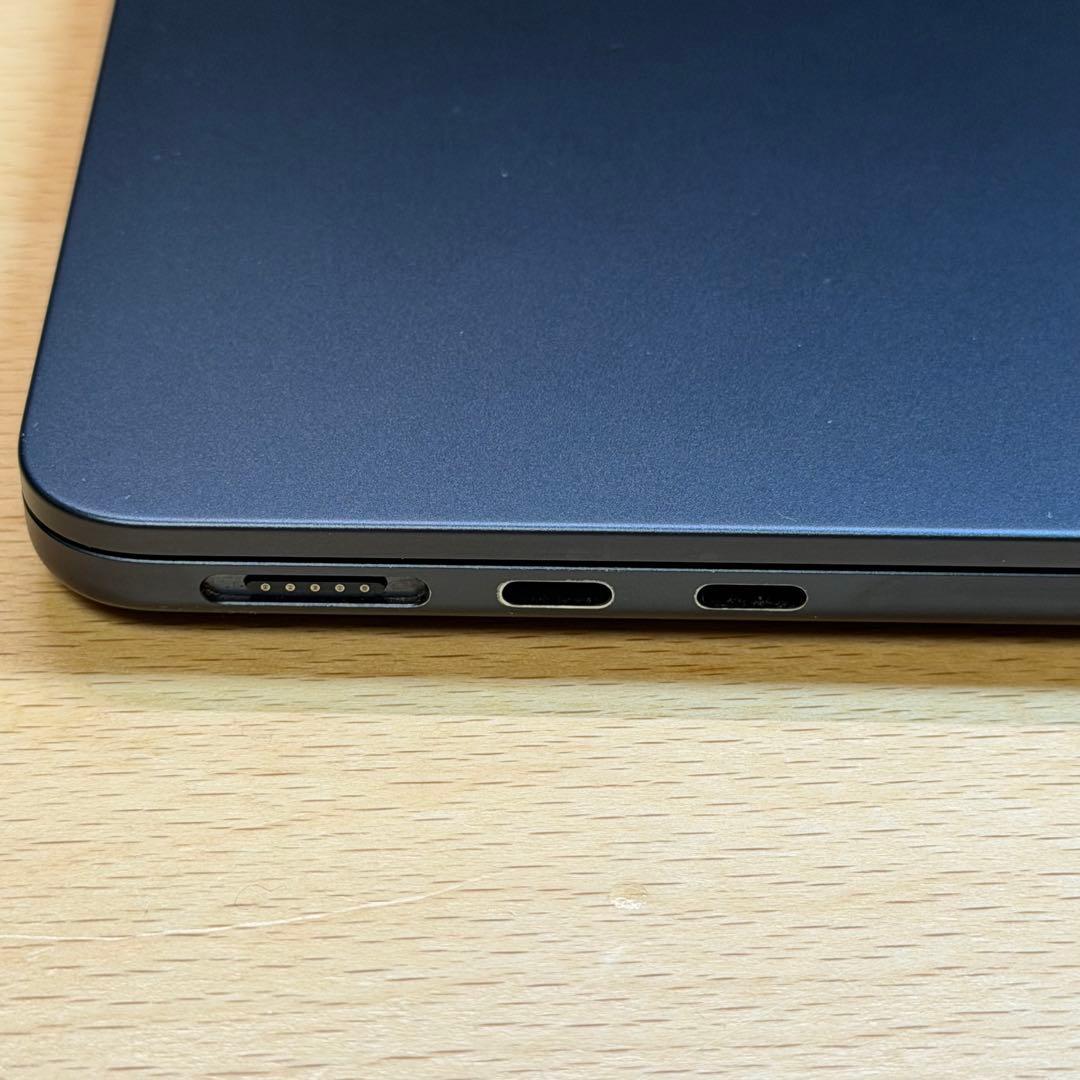 美品MacBook Air 2022 M2 13inch 512GB 16GB