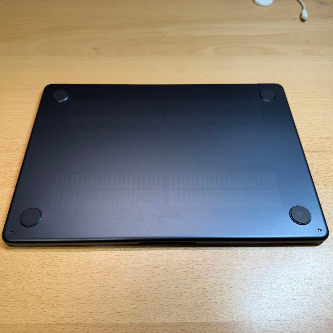 美品MacBook Air 2022 M2 13inch 512GB 16GB