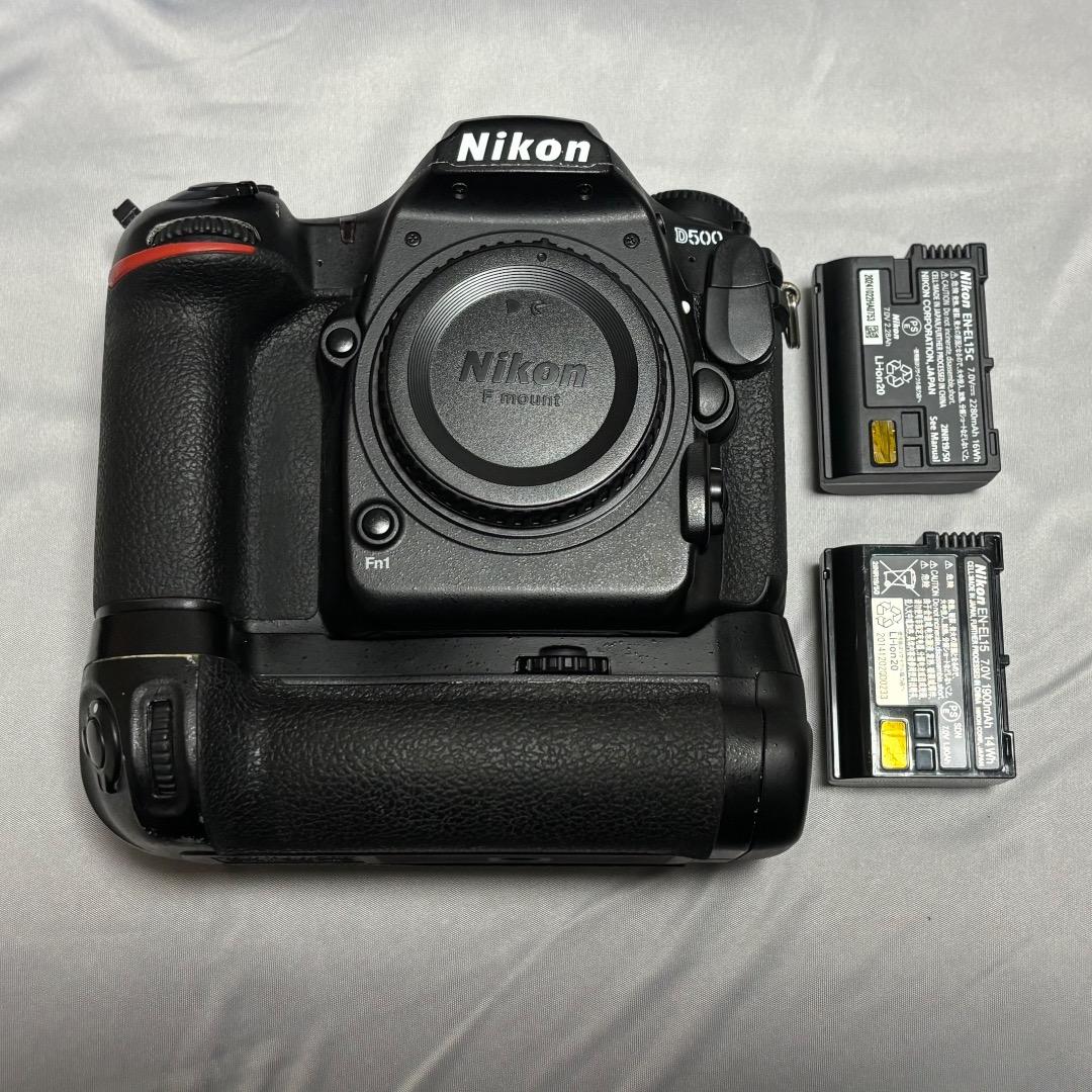 Nikon D500 + MB-D17 （バッテリー２個）