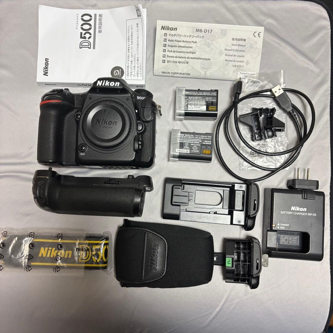 Nikon D500 + MB-D17 （バッテリー２個）