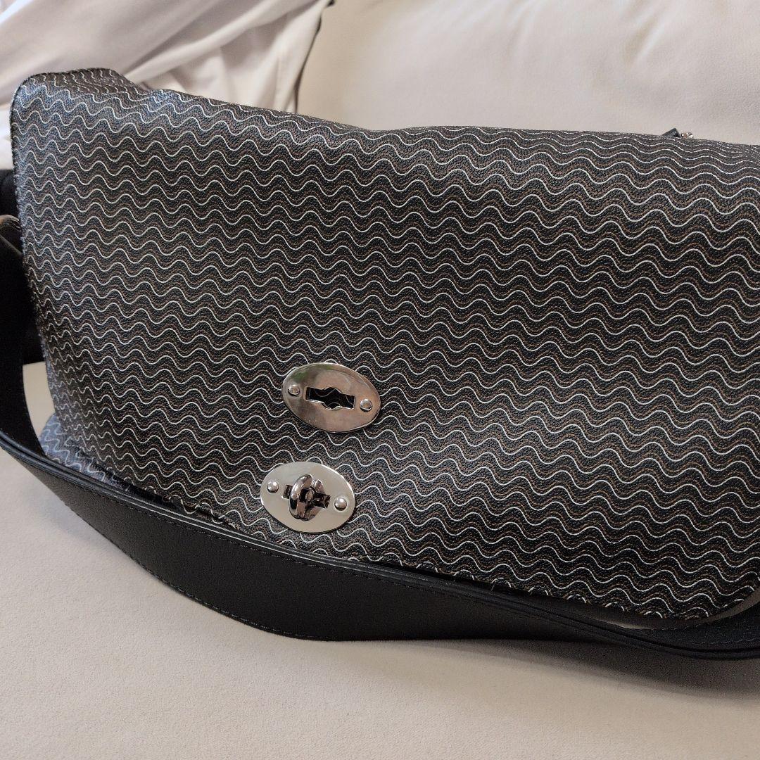 ザネラート　ポスティーナ　PVC ハンドバッグ　ブラック　サイズM＋