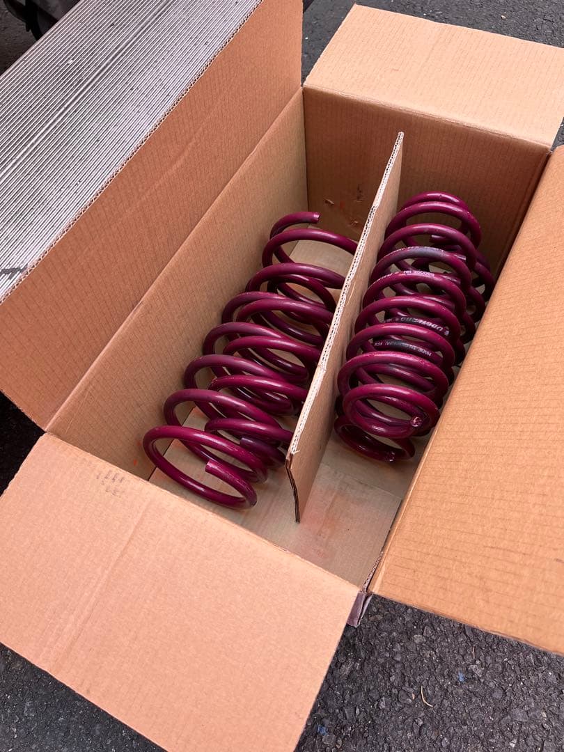 Audi TT mk1(8N) VOGTLAND ローダウンスプリング