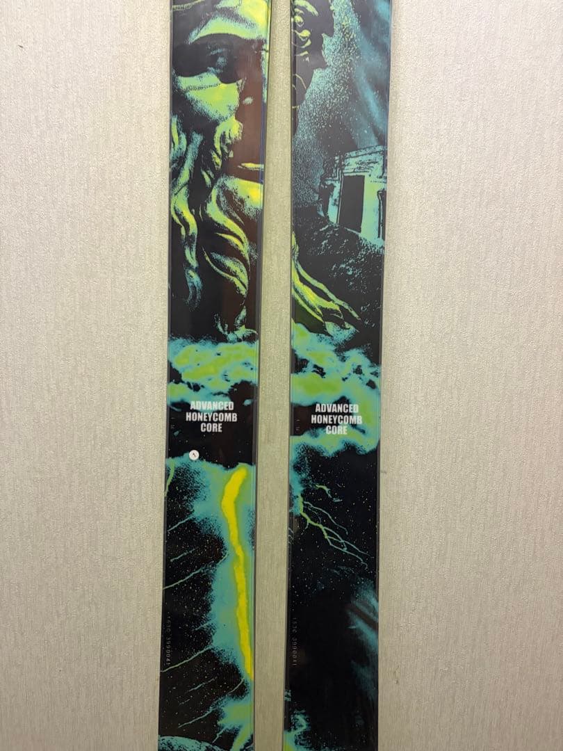 スワロースキー　ナナマル 板のみ新品