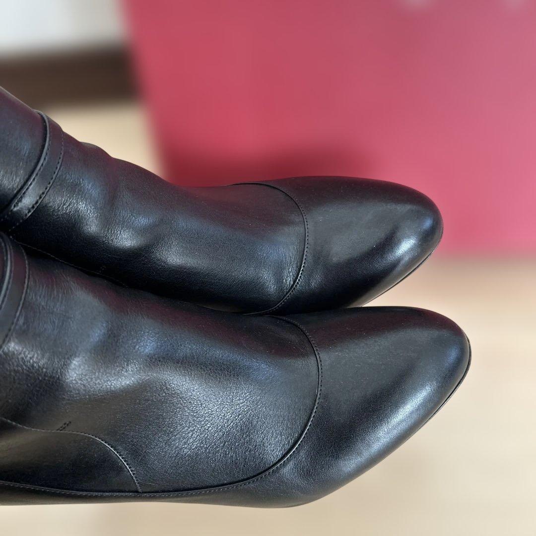 L*a様 Salvatore Ferragamo ブラックヒールブーツ 37.5