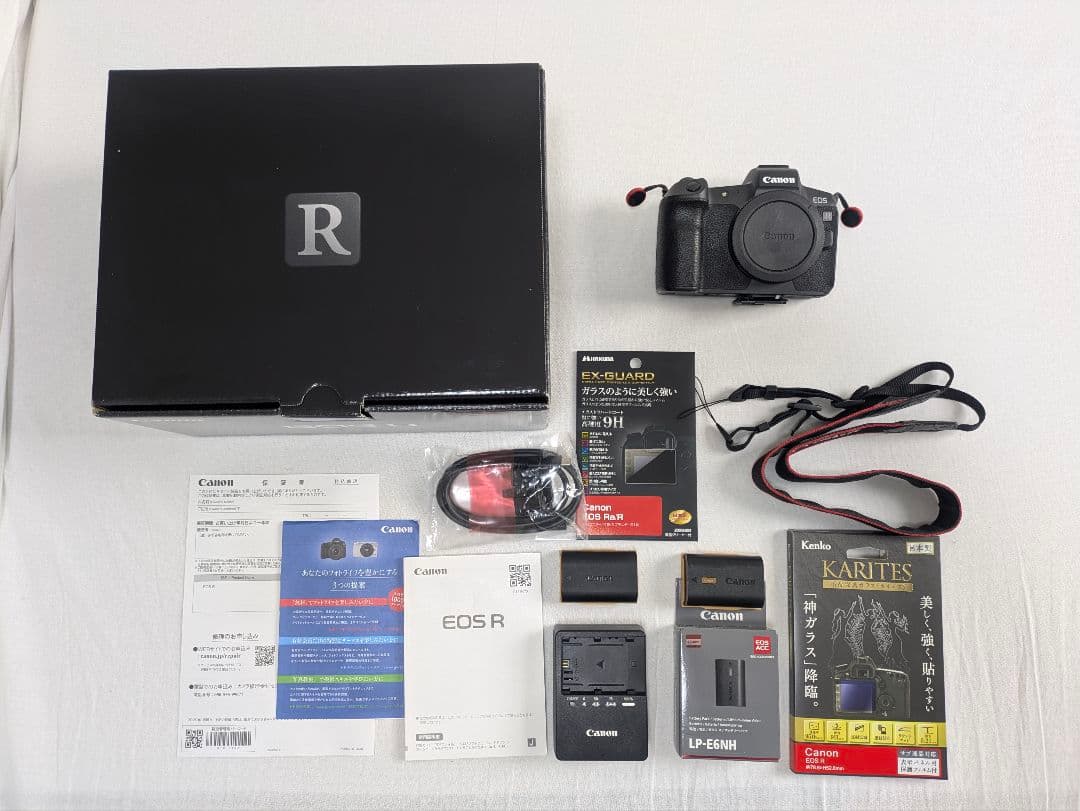 美品　Canon EOS R ミラーレスカメラ 本体　防湿庫保管　付属品多数