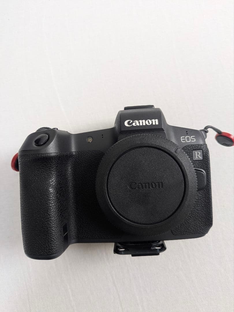 美品　Canon EOS R ミラーレスカメラ 本体　防湿庫保管　付属品多数