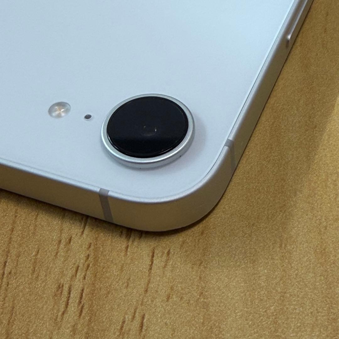 iPhone16e 256GB ホワイトSIMフリー残債なし 美品